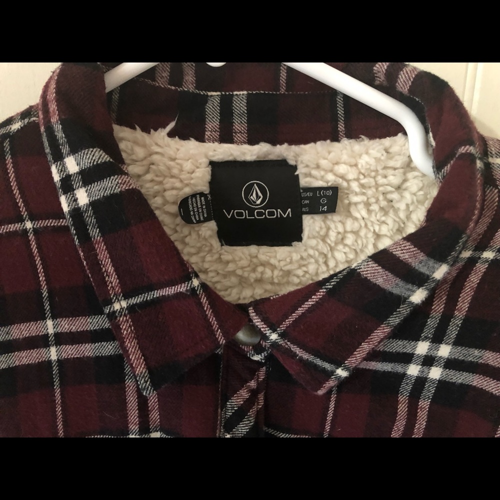 Volcom Women’s lined flannel